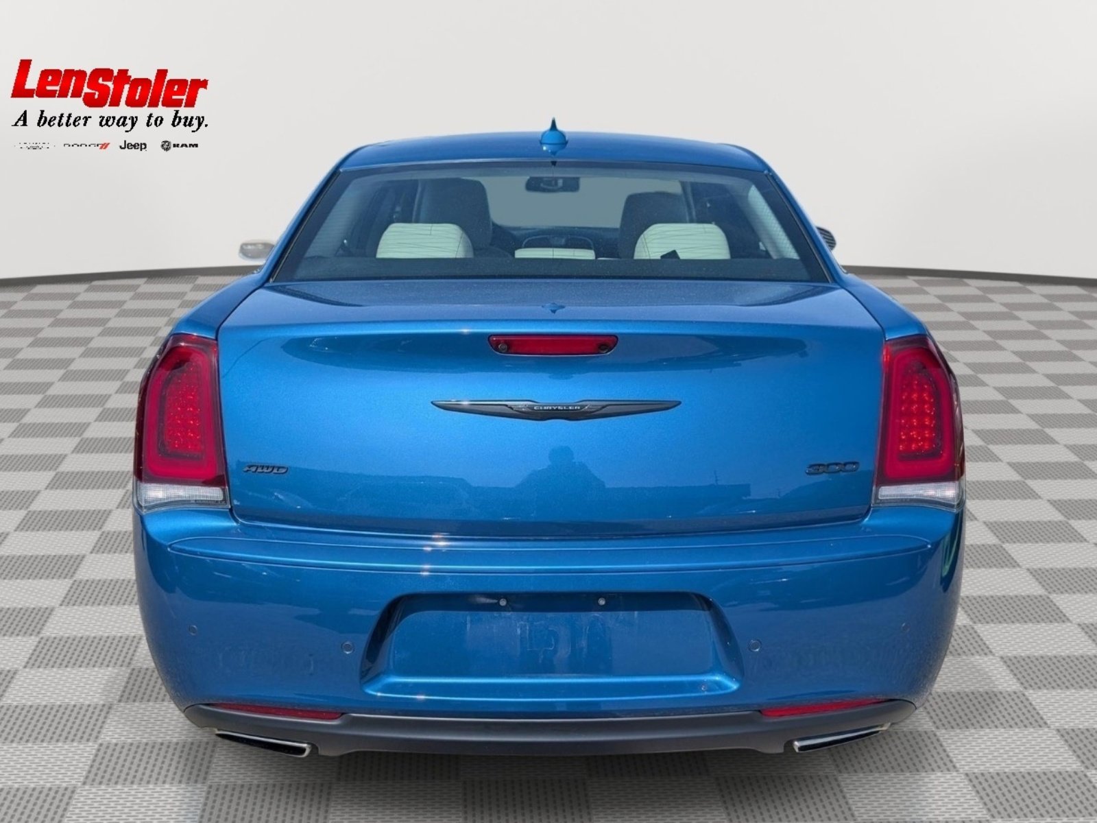 Used 2023 Chrysler 300 Touring L w/ Popular Equipment Group image 4