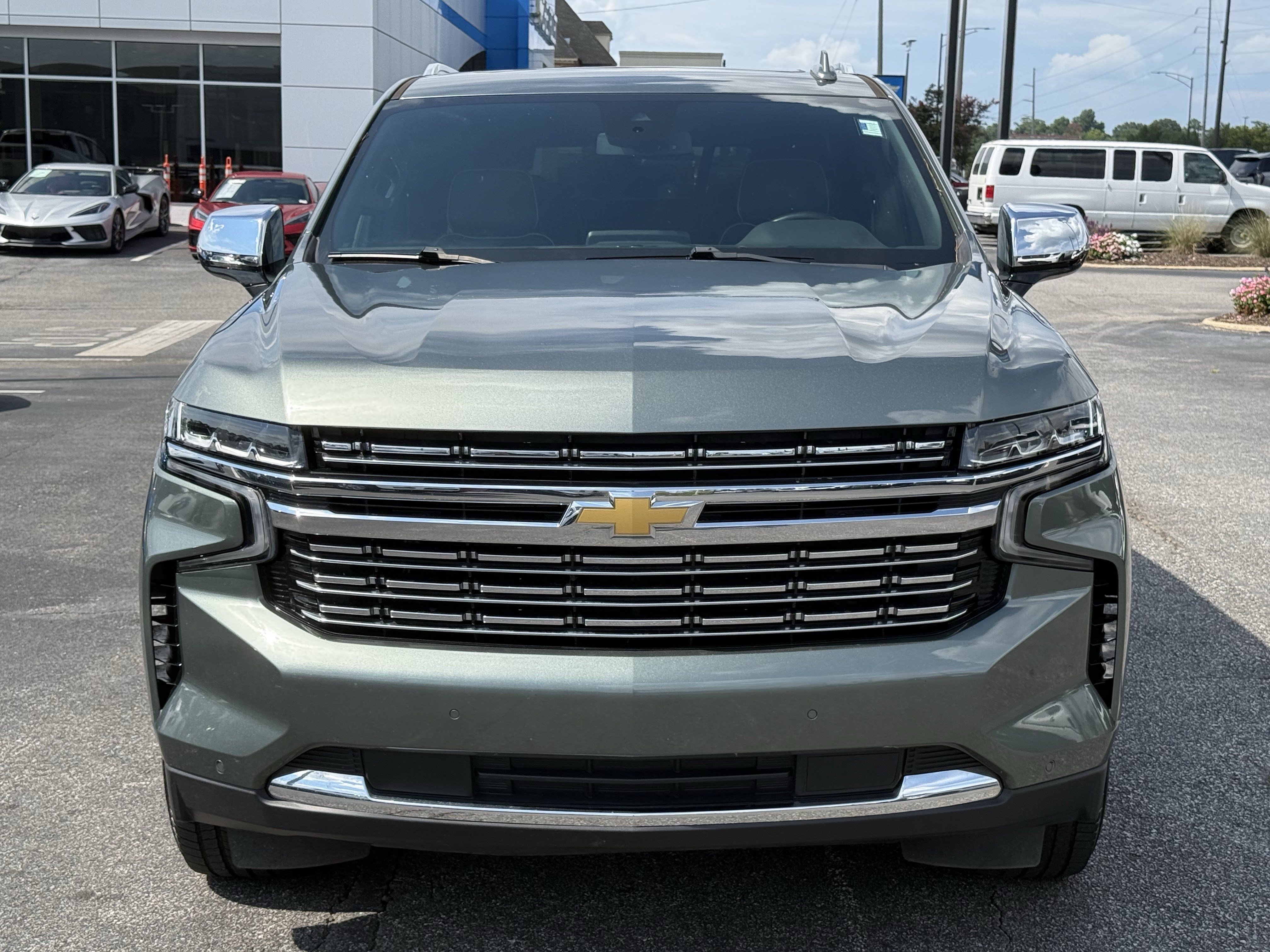 Used 2023 Chevrolet Tahoe Premier RWD image 3