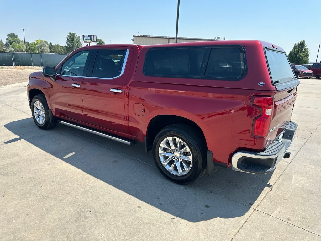 Certified 2022 Chevrolet Silverado 1500 LTZ w/ LTZ Premium Package AWD/4WD image 34