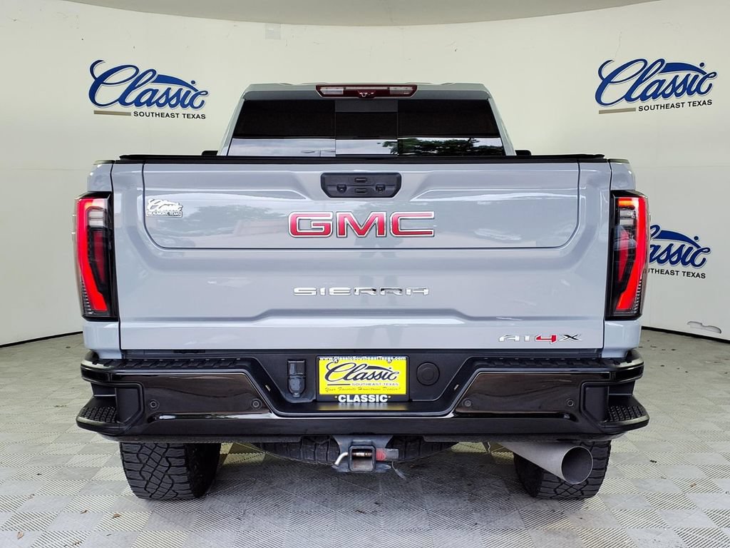 Used 2024 GMC Sierra 2500 AT4X AWD/4WD image 4