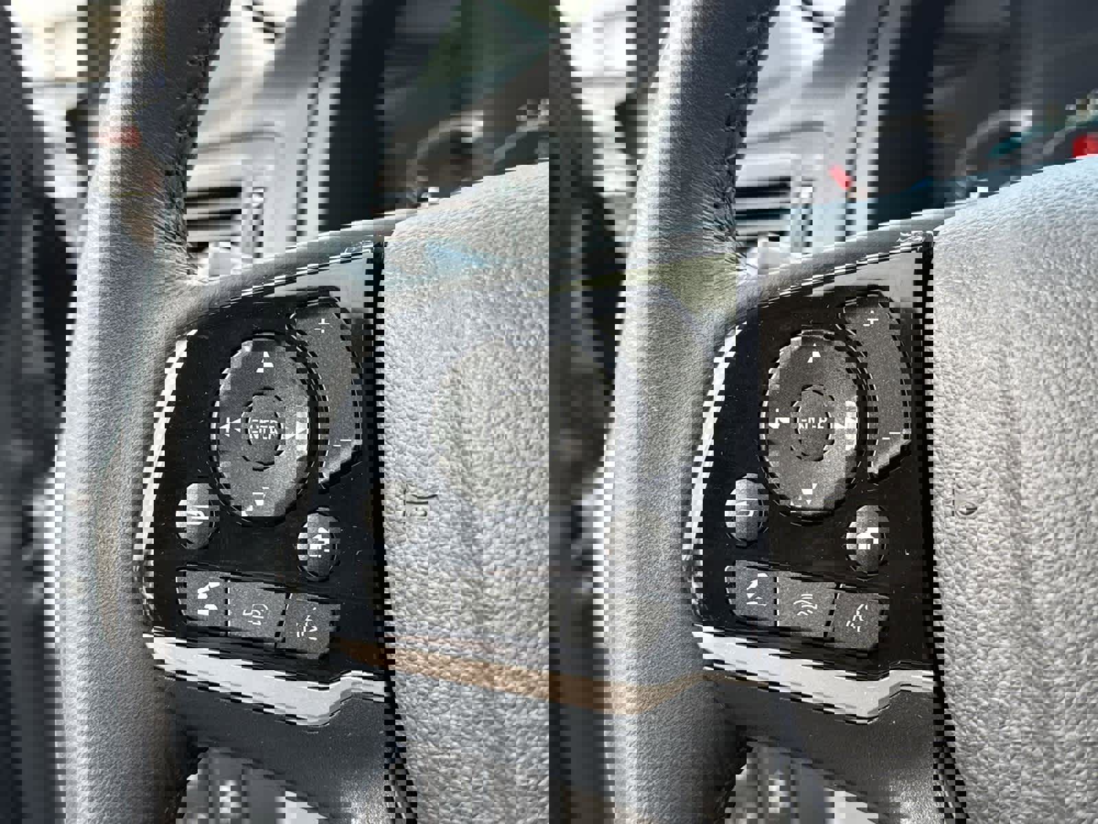 Used 2022 Honda Pilot Touring image 19