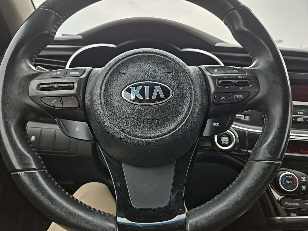 Used 2015 Kia Optima LX FWD image 12
