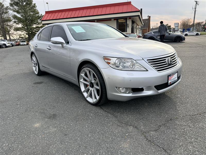 Used 2011 Lexus LS 460 AWD w/ Comfort Plus Pkg image 3