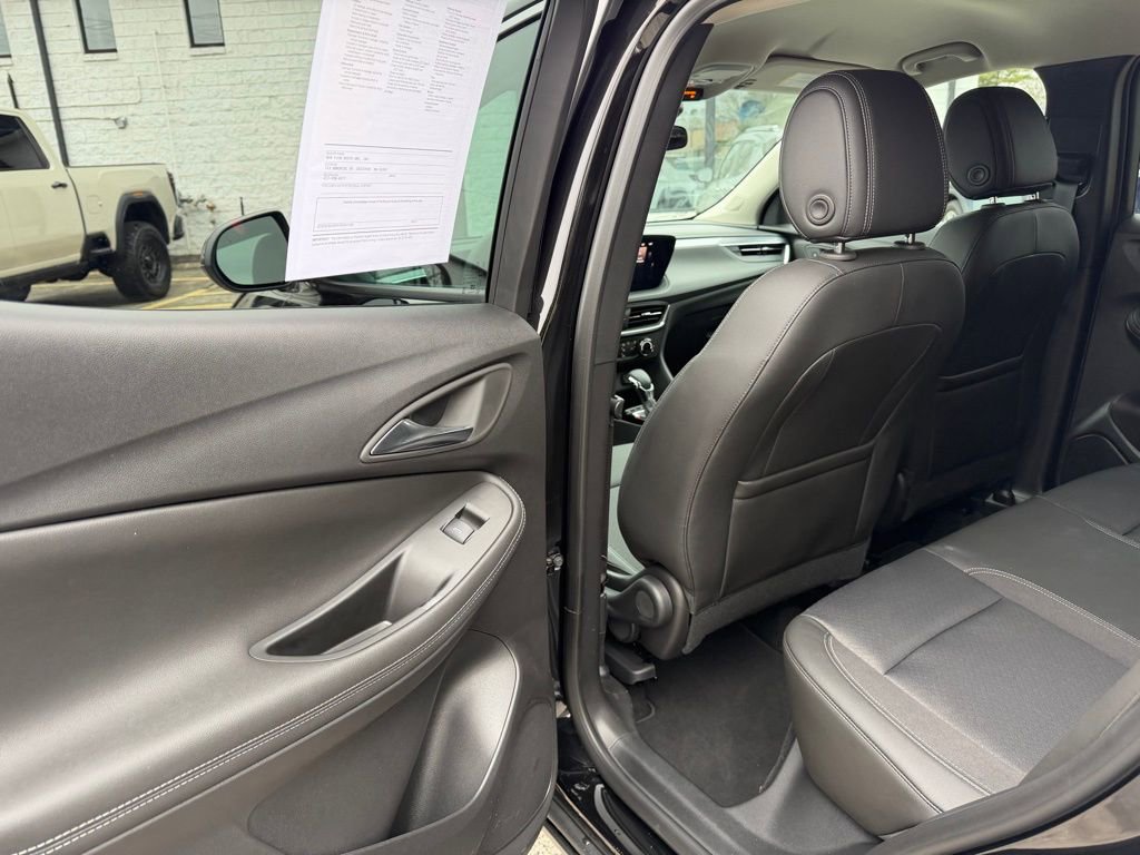 Used 2025 Buick Encore GX Preferred image 10