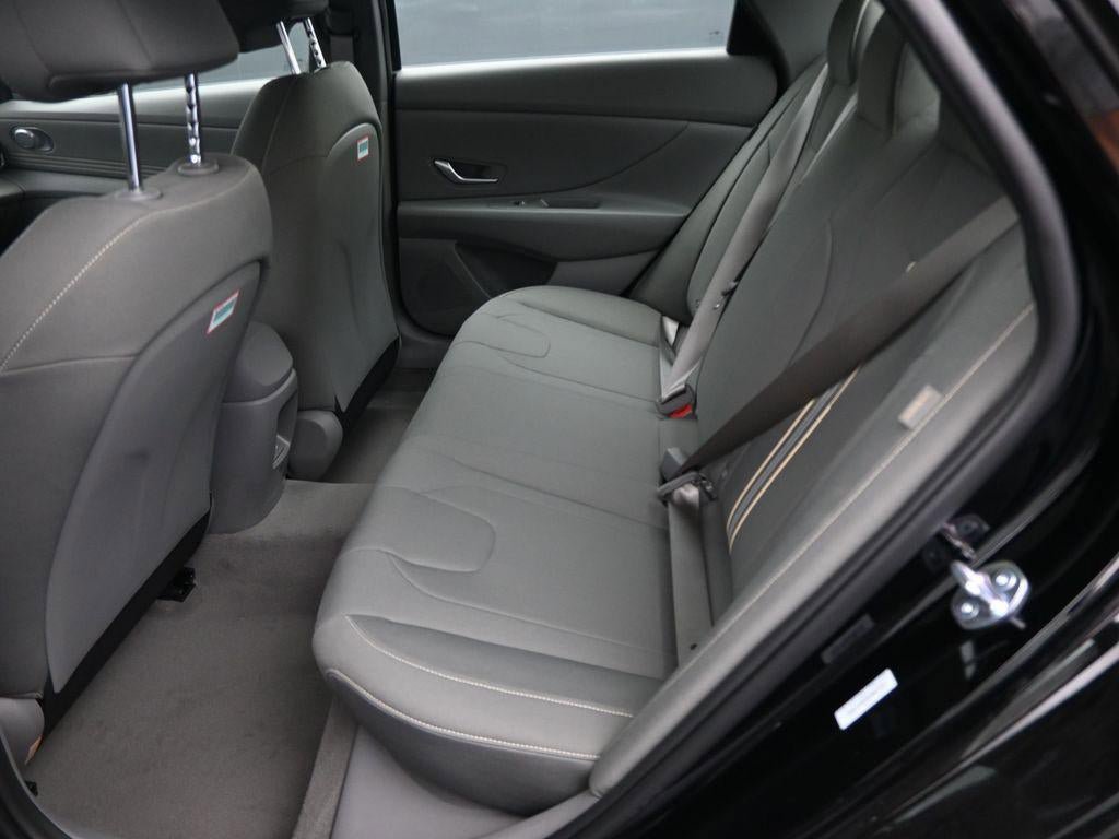 New 2025 Hyundai Elantra Sport image 22