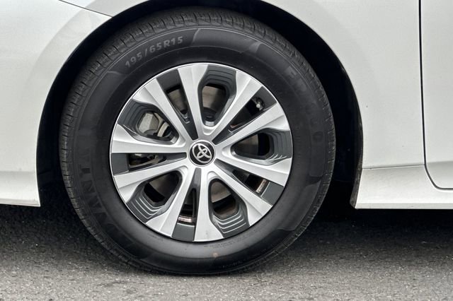 Used 2021 Toyota Prius Prime XLE image 30