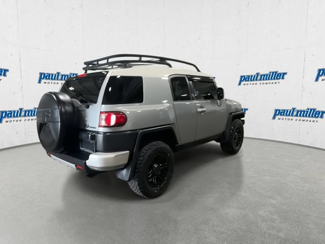 Used 2010 Toyota FJ Cruiser 4WD image 11