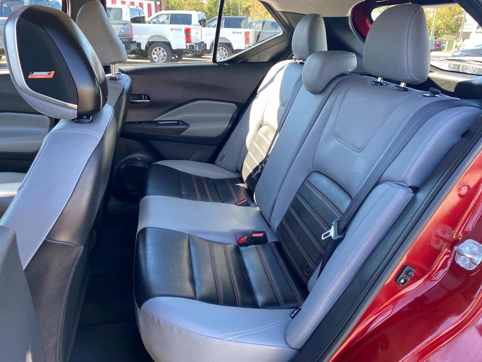Used 2023 Nissan Kicks SR w/ SR Premium Package FWD image 12