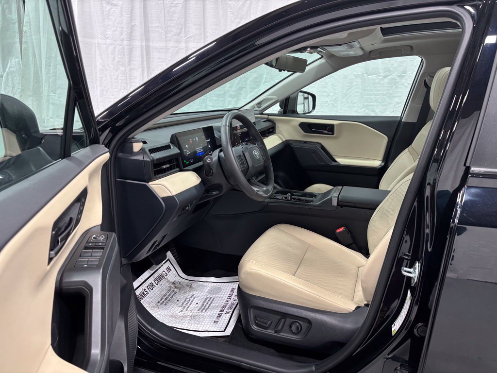 Used 2026 Toyota RAV4 Limited AWD/4WD image 10