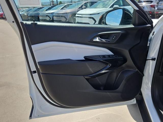 New 2026 Chevrolet Trax LT w/ Midnight Edition FWD image 21