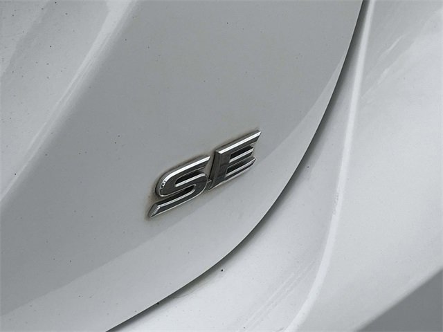 Used 2019 Toyota Camry SE image 12