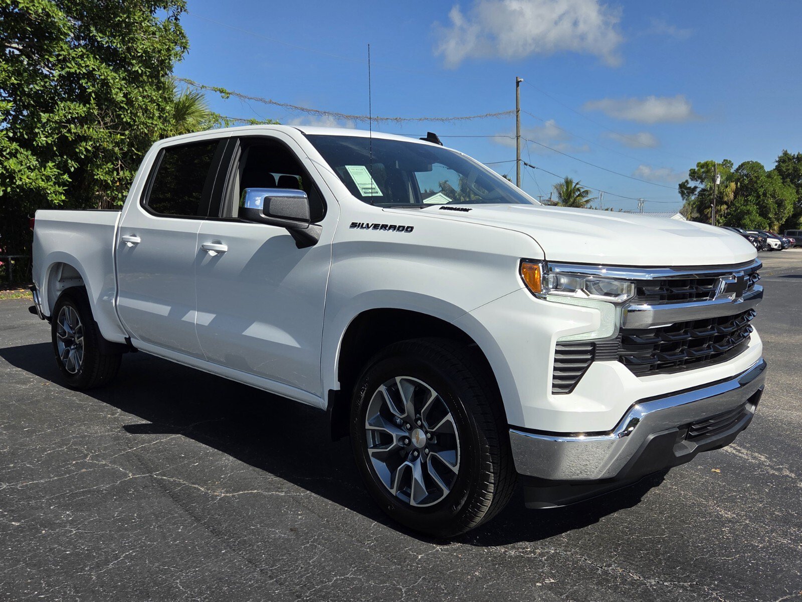 New 2026 Chevrolet Silverado 1500 LT w/ LPO, Dark Essentials Package RWD image 7