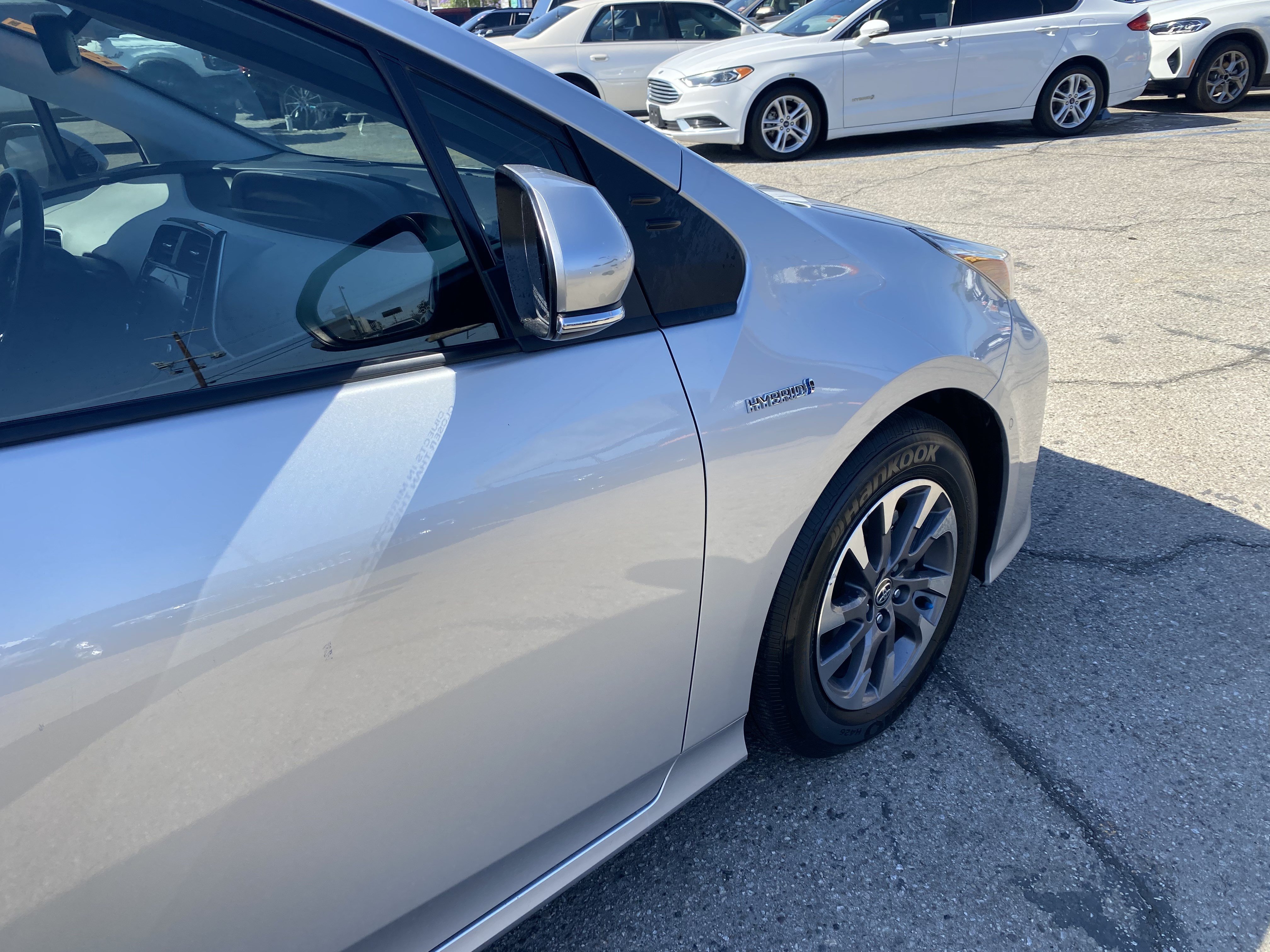 Used 2022 Toyota Prius XLE w/ Advanced Technology Package FWD image 30