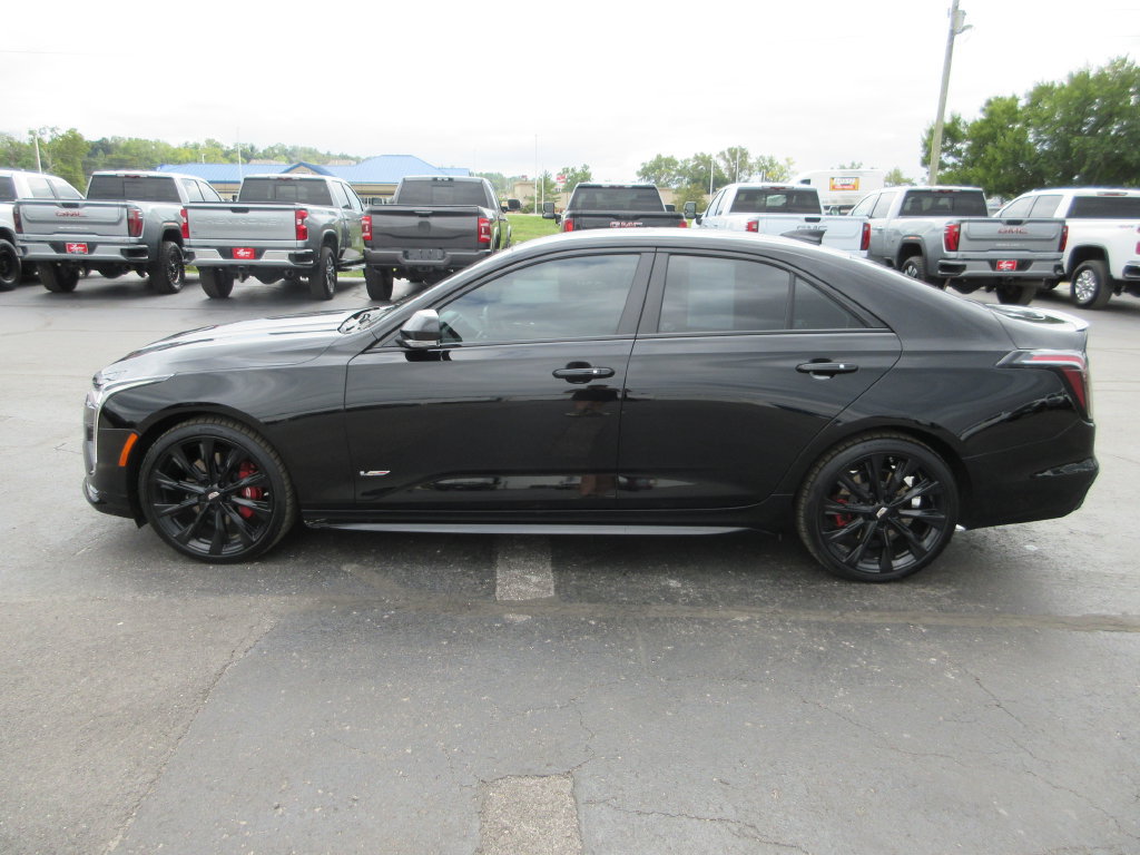 Certified 2021 Cadillac CT4 V w/ Technology Package AWD/4WD image 9