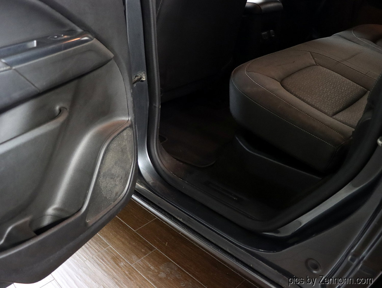 Used 2016 GMC Canyon SLE w/ SLE Convenience Package image 27