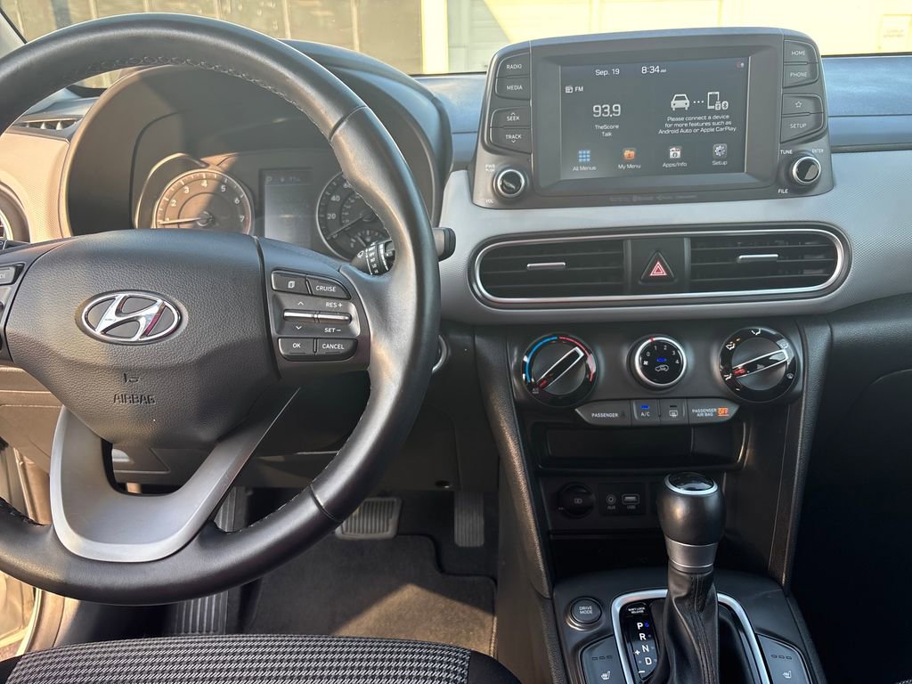 Used 2020 Hyundai Kona SEL Plus image 22