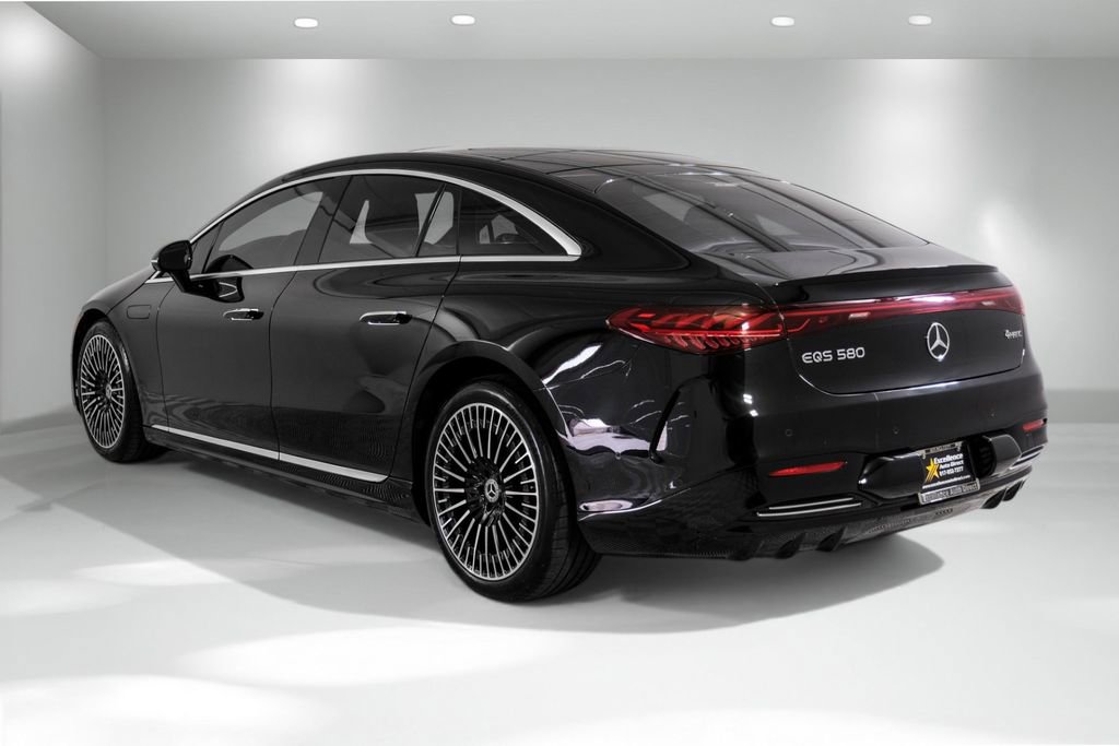 Used 2022 Mercedes-Benz EQS 580 4MATIC Sedan image 9