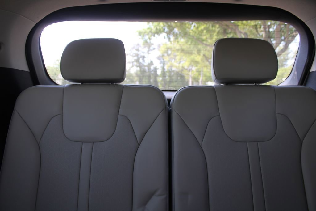 Certified 2023 Kia Sorento SX FWD image 56