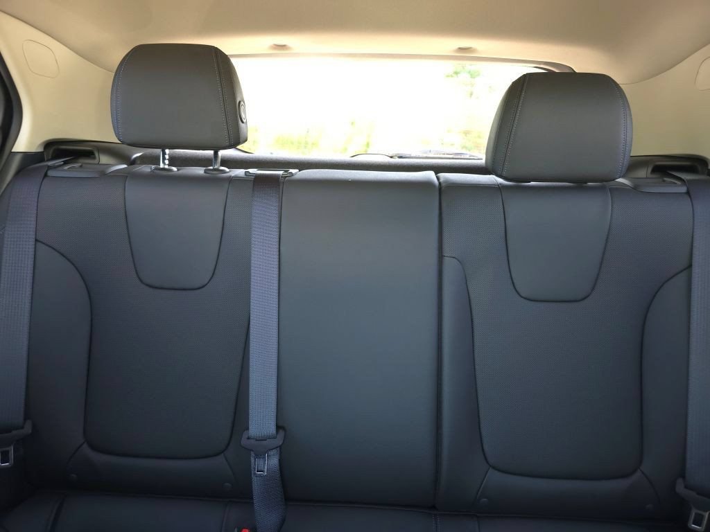 Used 2025 Buick Encore GX Sport Touring FWD image 24