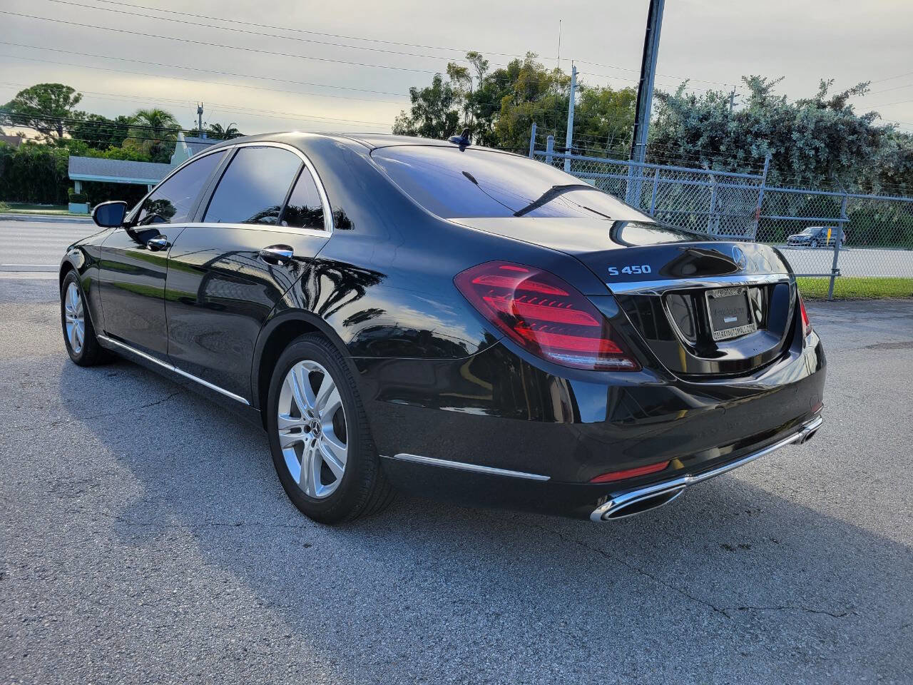 Used 2019 Mercedes-Benz S 450 Sedan image 7