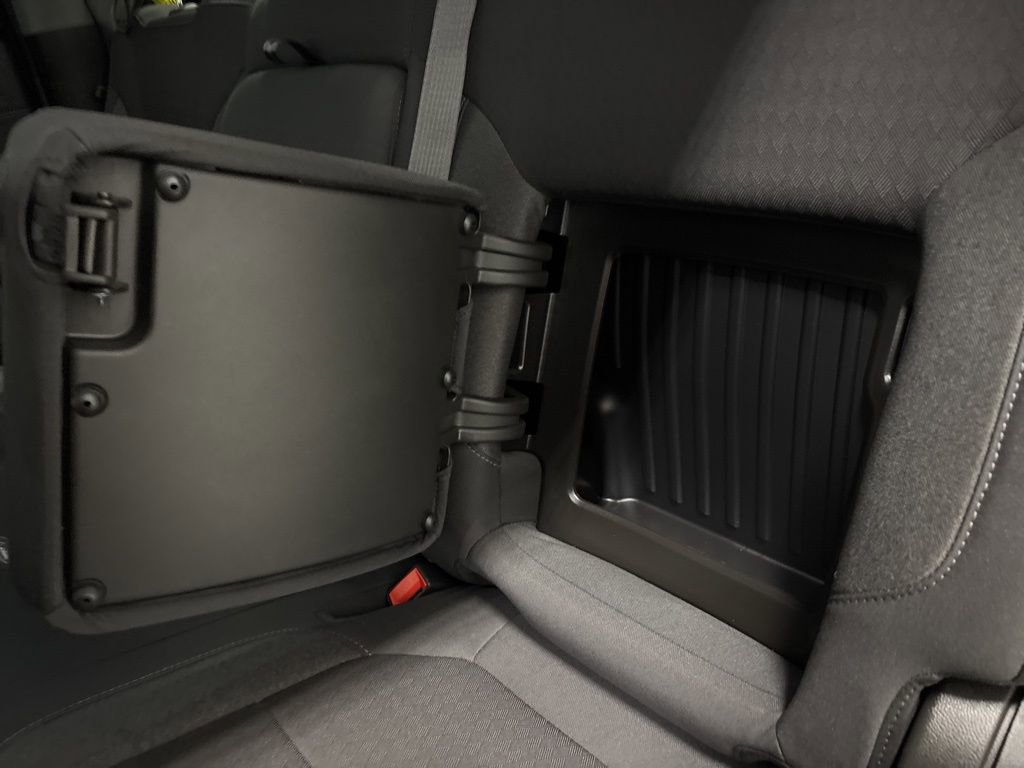 Used 2021 Chevrolet Silverado 1500 RST image 35