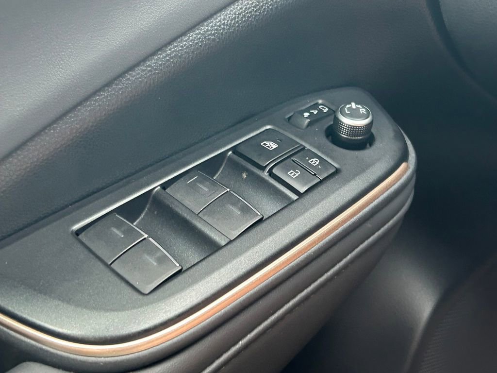 Used 2023 Toyota Crown Platinum AWD/4WD image 23