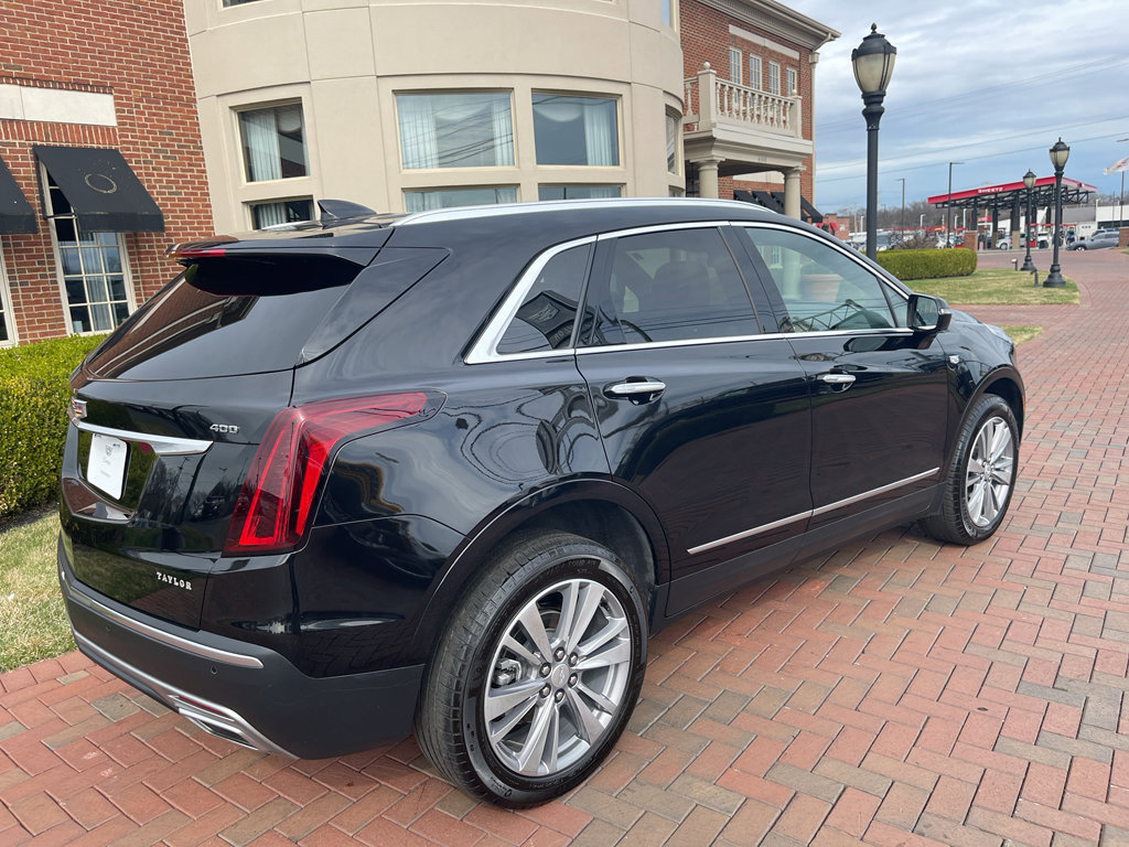 Used 2025 Cadillac XT5 Premium Luxury AWD/4WD image 8