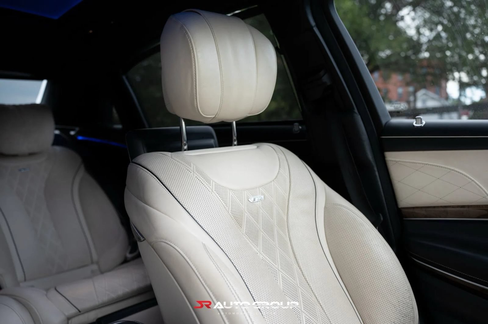 Used 2017 Mercedes-Benz Maybach S 600 image 18