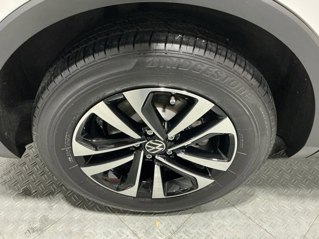 Used 2023 Volkswagen Tiguan S image 34