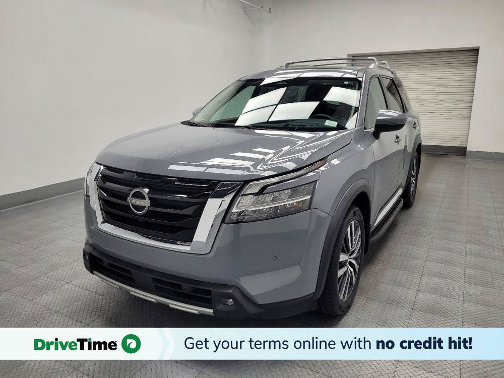 Used 2022 Nissan Pathfinder Platinum w/ Lighting Package (N93) FWD image 1