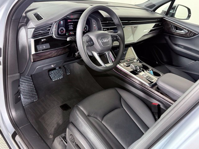 Certified 2023 Audi Q7 2.0T Premium Plus w/ Premium Plus Package AWD/4WD image 11