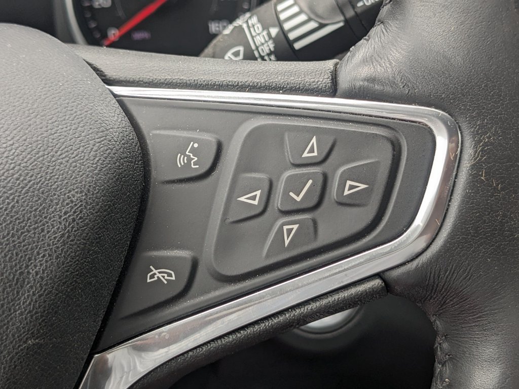 Used 2022 Chevrolet Equinox Premier AWD/4WD image 28