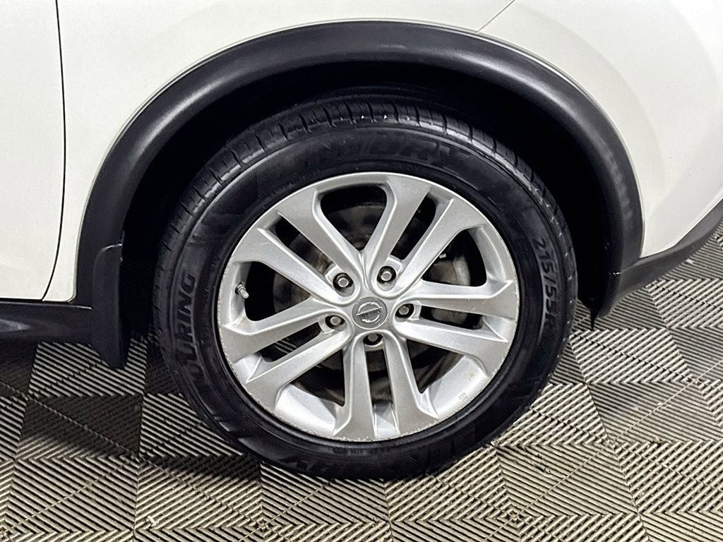 Used 2015 Nissan Juke S AWD/4WD image 22