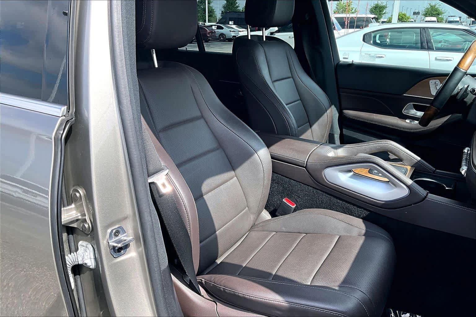Certified 2023 Mercedes-Benz GLS 450 4MATIC image 9