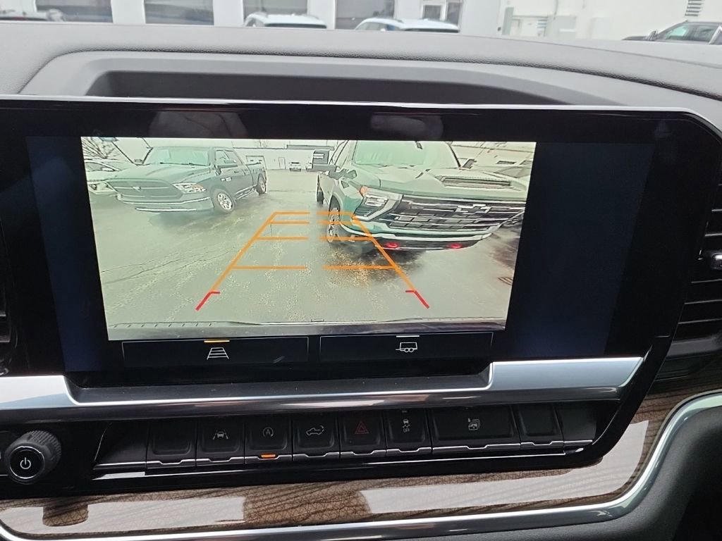 Used 2022 Chevrolet Silverado 1500 LT image 15