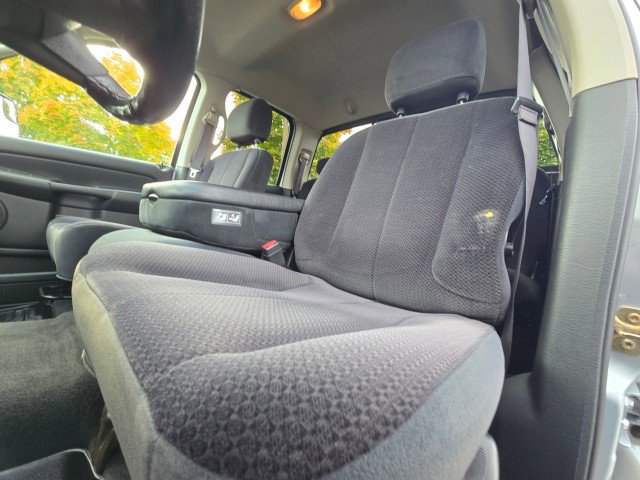 Used 2005 Dodge Ram 3500 Truck SLT w/ Trailer Tow Group image 23