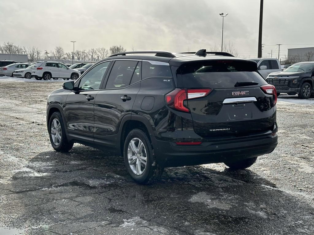 Certified 2023 GMC Terrain SLE w/ Driver Convenience Package image 6