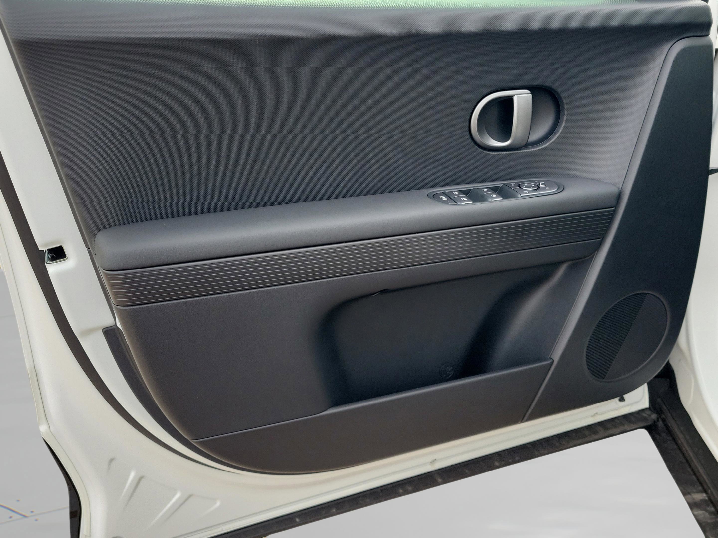 New 2026 Hyundai Ioniq 5 SEL image 19