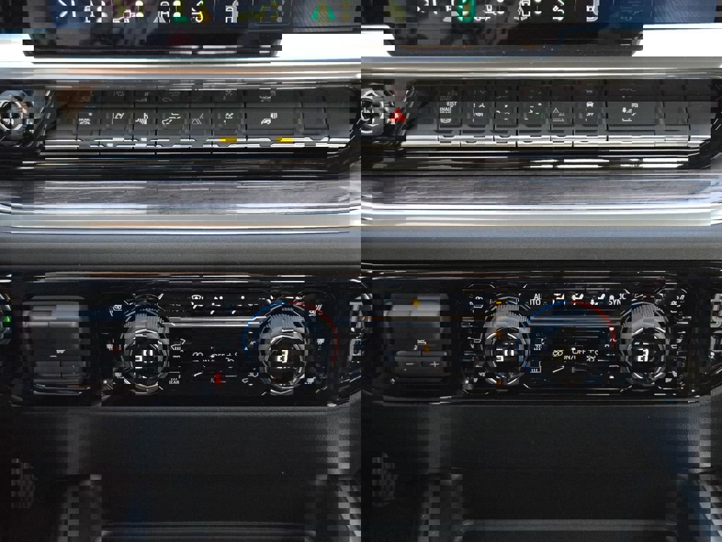 New 2026 Chevrolet Silverado 3500 LTZ w/ LTZ Plus Package image 19