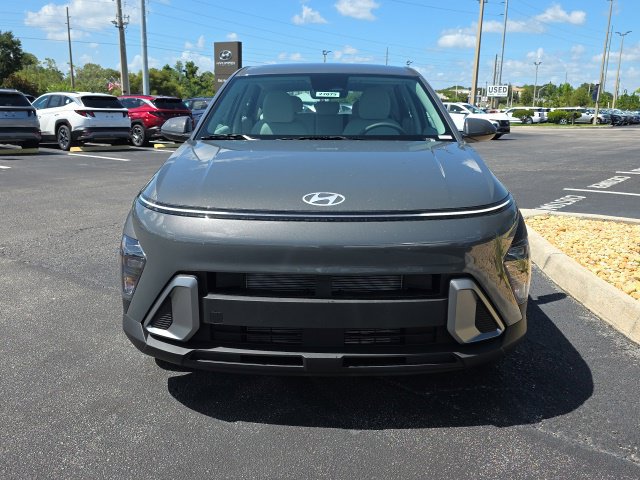 New 2027 Hyundai Kona SE FWD image 15