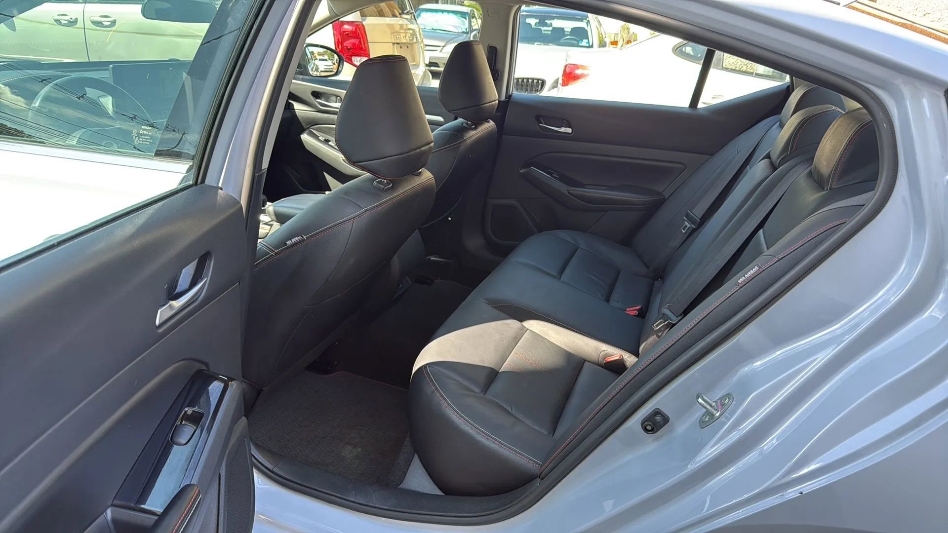 Used 2024 Nissan Altima 2.5 SR w/ SR Premium Package image 27