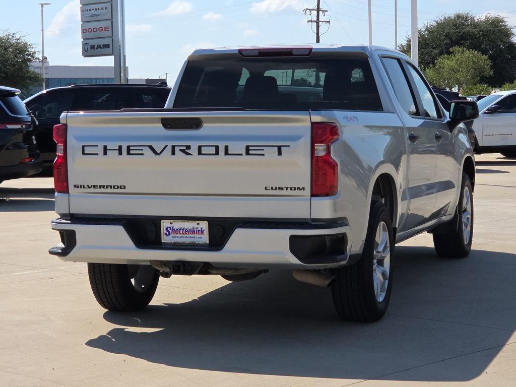 Used 2022 Chevrolet Silverado 1500 Custom w/ LPO, Dark Essentials Package AWD/4WD image 8