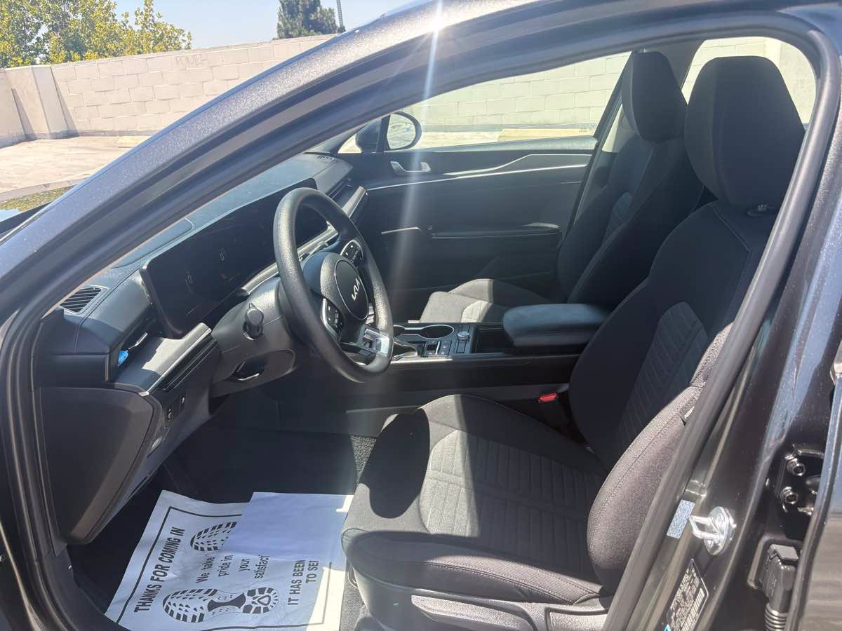 Used 2026 Kia K5 LXS FWD image 15