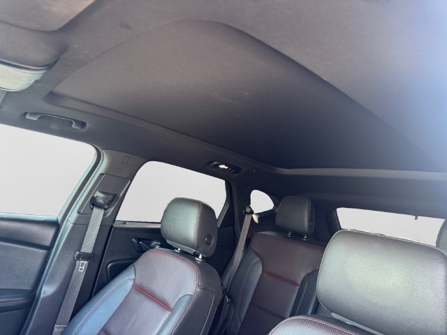 Used 2021 Chevrolet Blazer RS w/ Enhanced Convenience Package FWD image 12