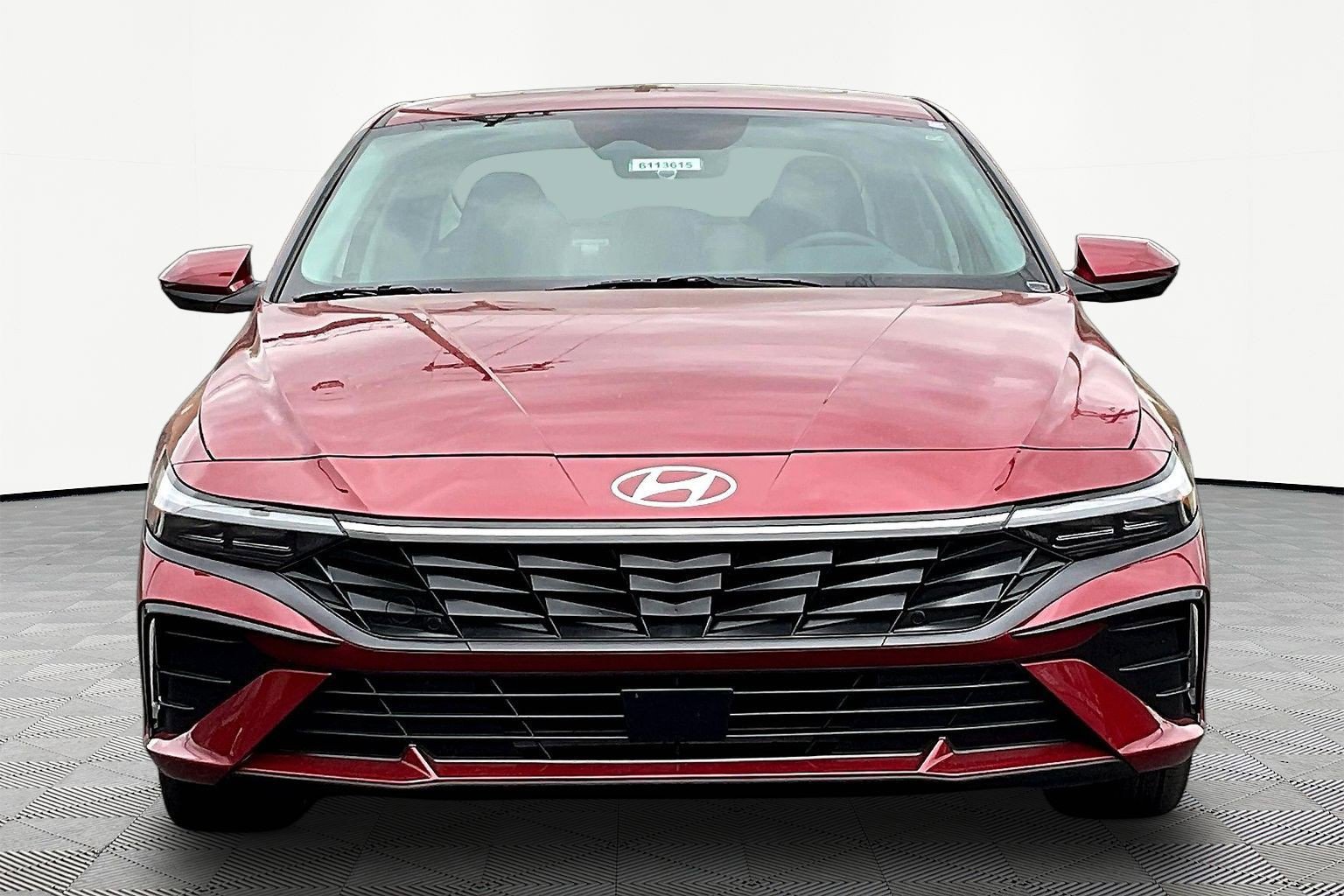 Certified 2025 Hyundai Elantra SEL FWD image 2