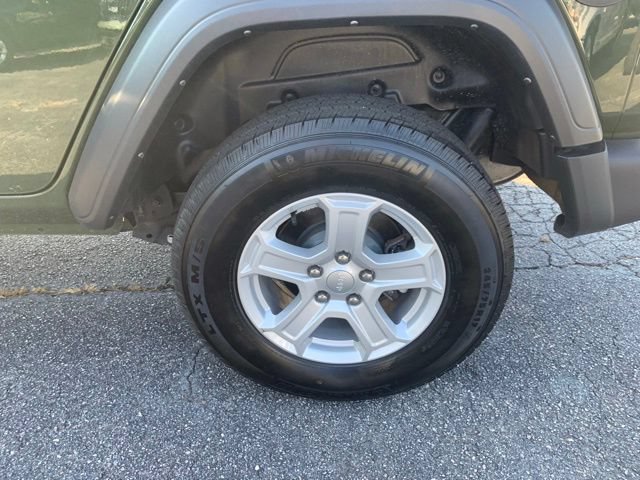 Used 2022 Jeep Wrangler Unlimited Sport AWD/4WD image 38