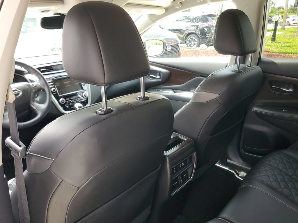 Certified 2020 Nissan Murano Platinum FWD image 12