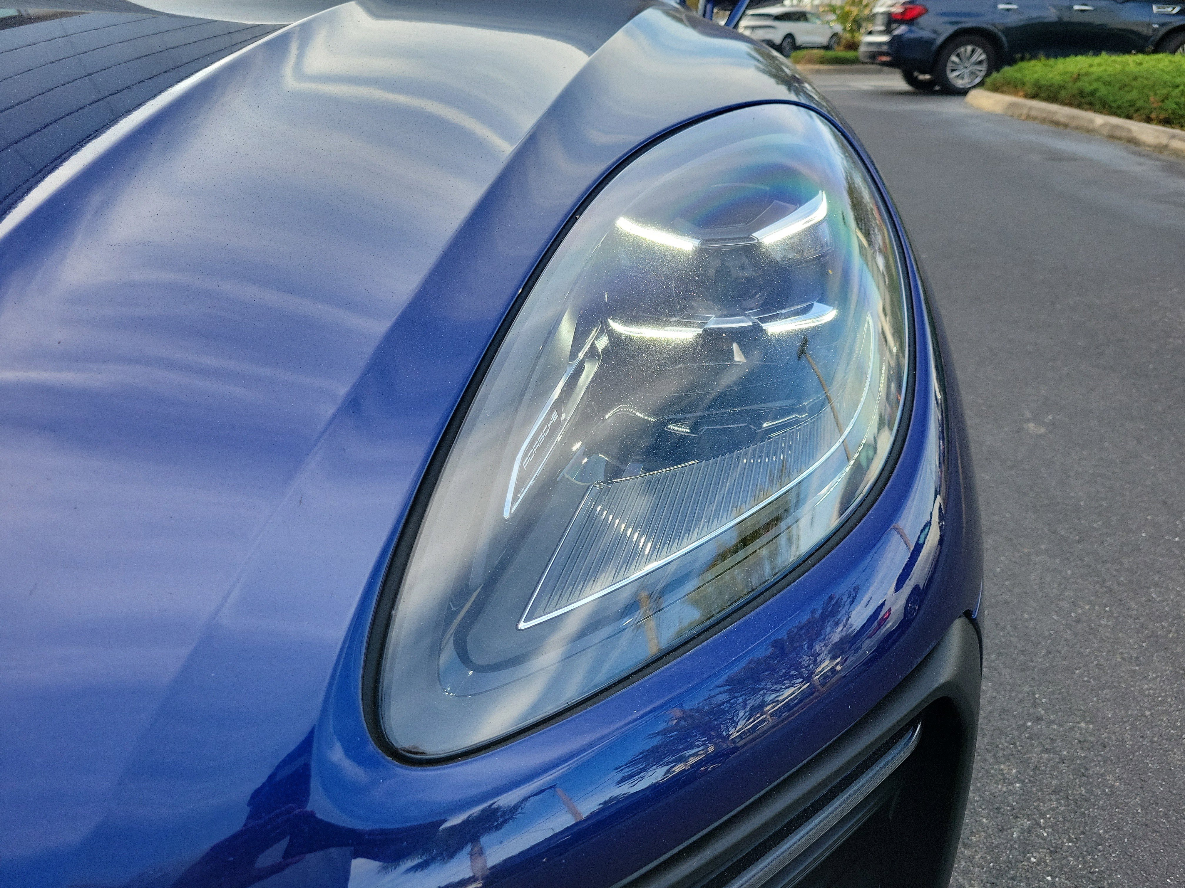 Used 2024 Porsche Macan image 9