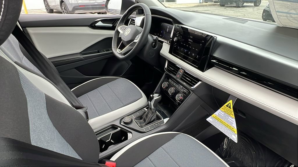 New 2026 Volkswagen Taos S image 10