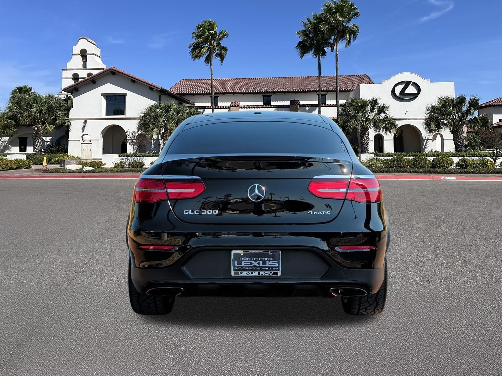 Used 2018 Mercedes-Benz GLC 300 4MATIC Coupe image 3